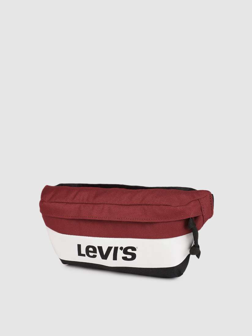 Fanny pack levis sales