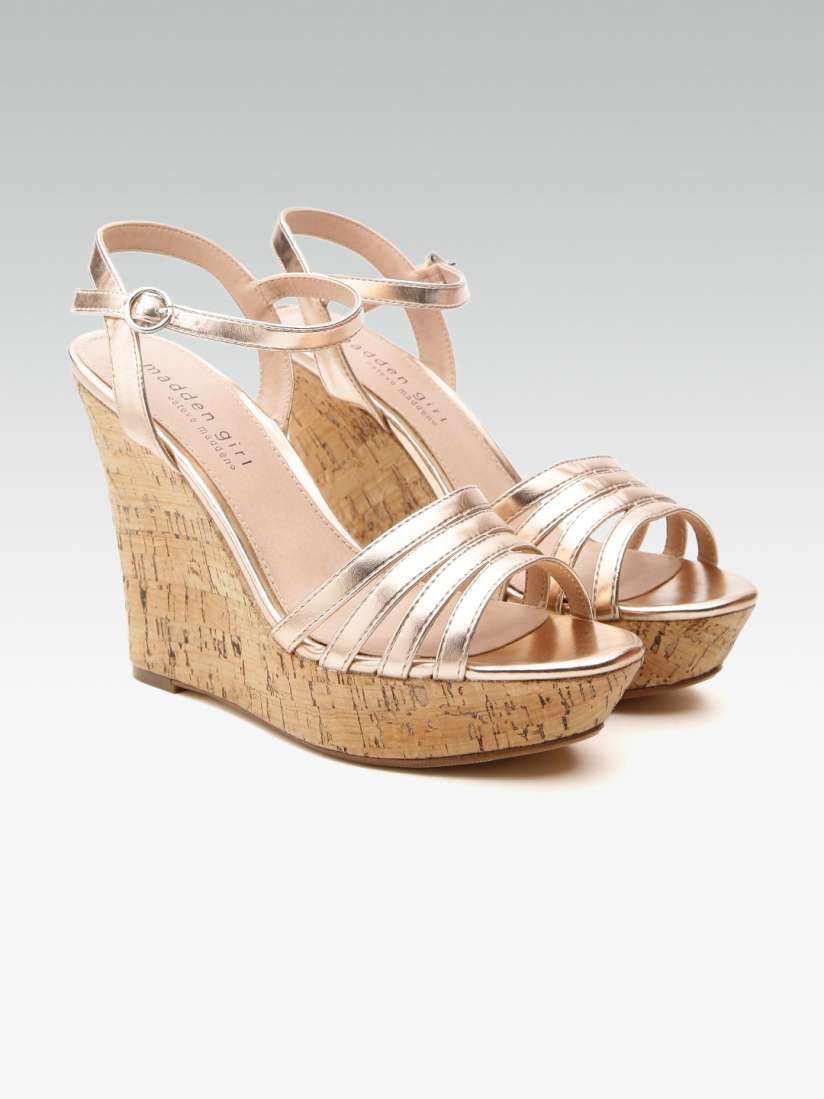 Steve madden platform sandals rose gold hotsell