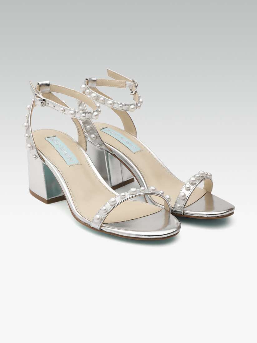 Buy Steve Madden by Betsey Johnson Women Silver Toned Off White Beaded Block Heels Heels for Women 10355197 Myntra