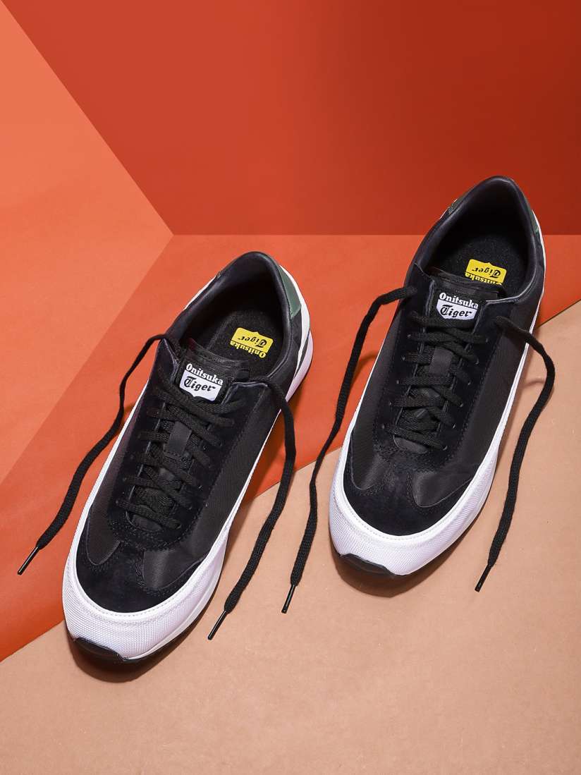 Myntra onitsuka tiger store