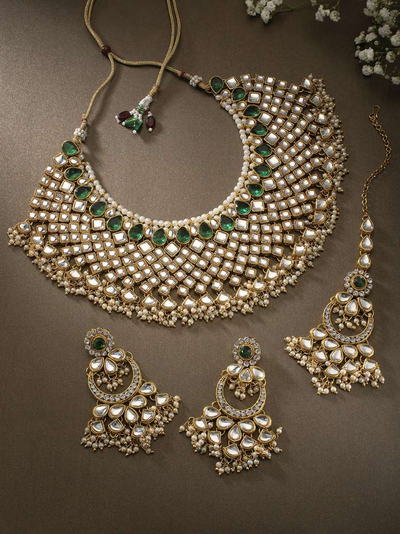 Jewellery set myntra discount