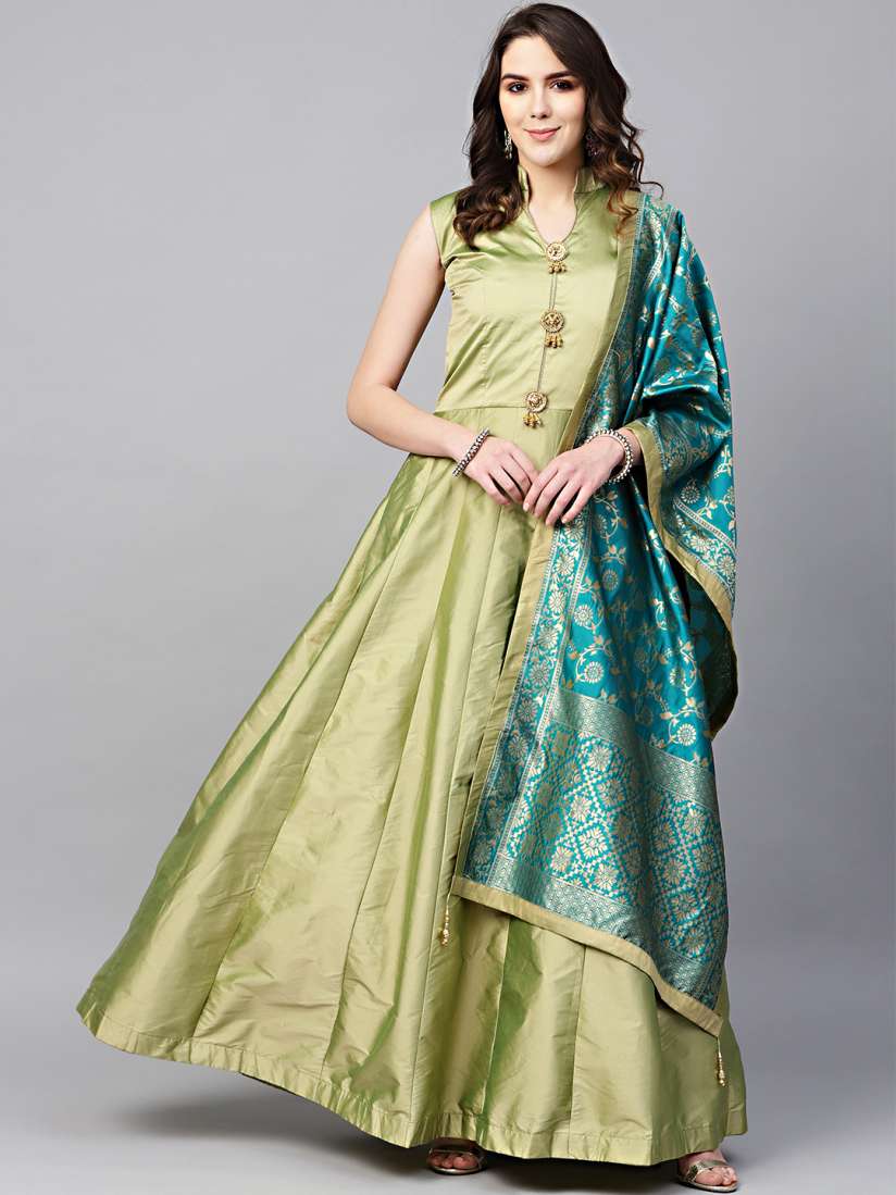 Myntra gown with dupatta online