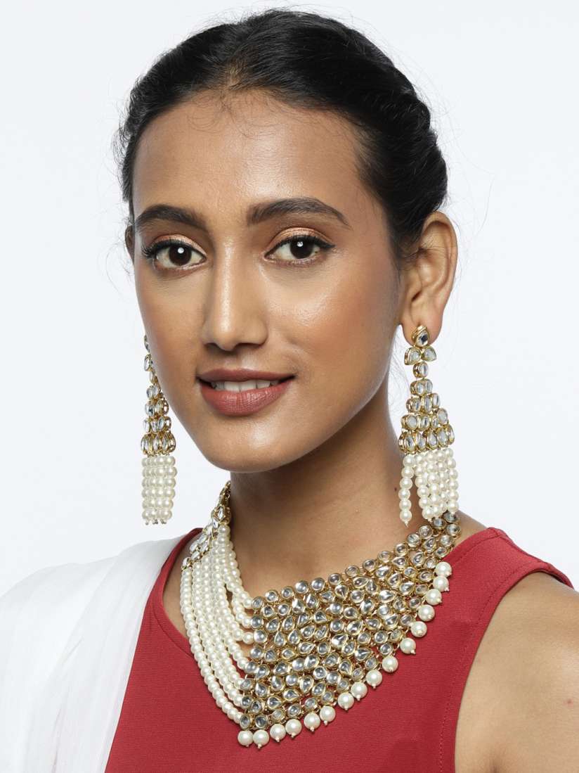 Myntra zaveri pearls online