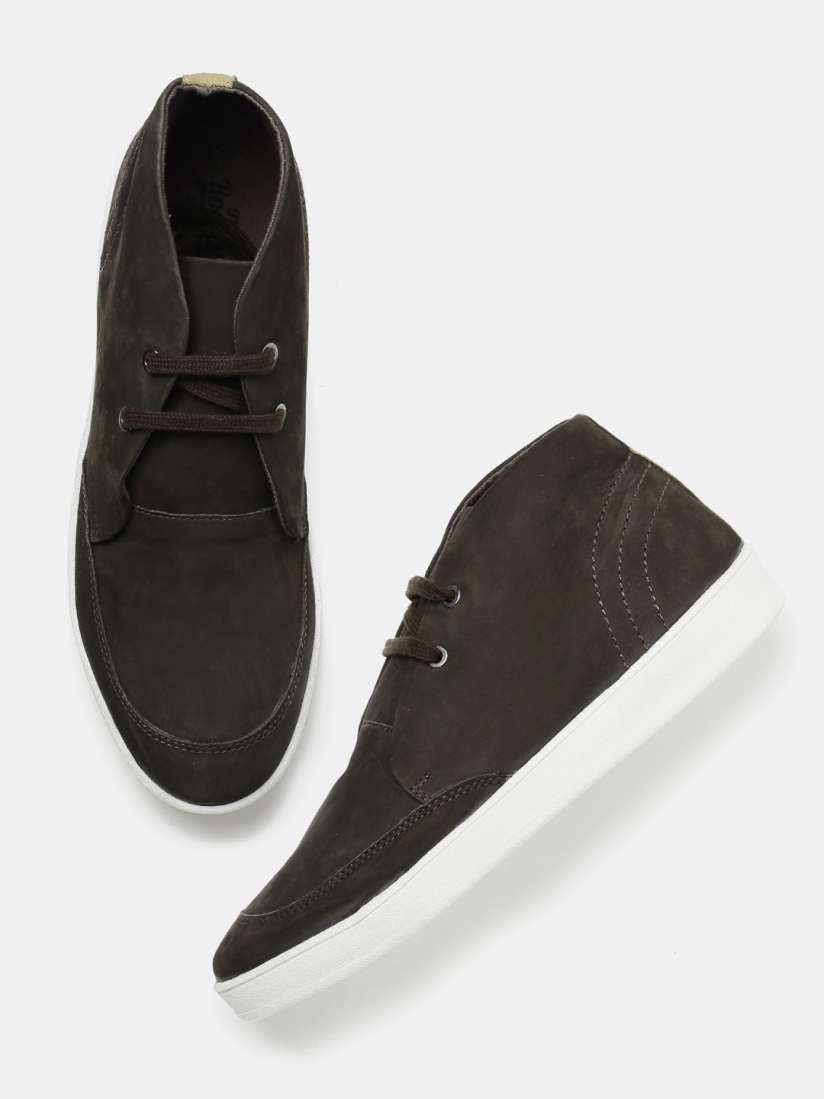 Casual shoes on myntra new arrivals