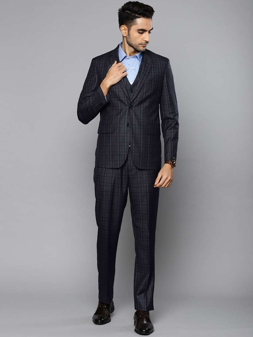 Louis philippe black suit deals