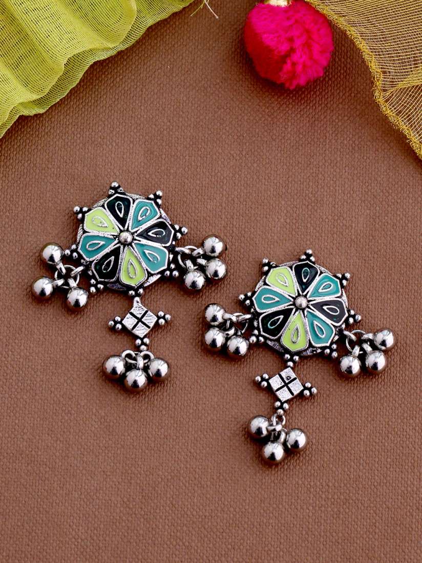 Myntra voylla earrings hotsell