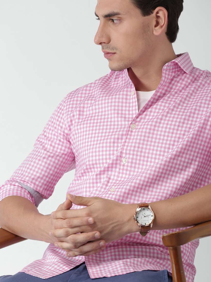 White nike shirt with pink check outlet