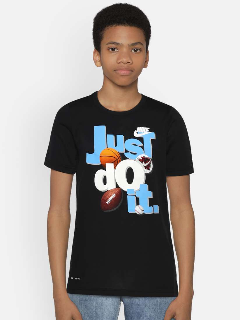 Nike tshirts myntra new arrivals