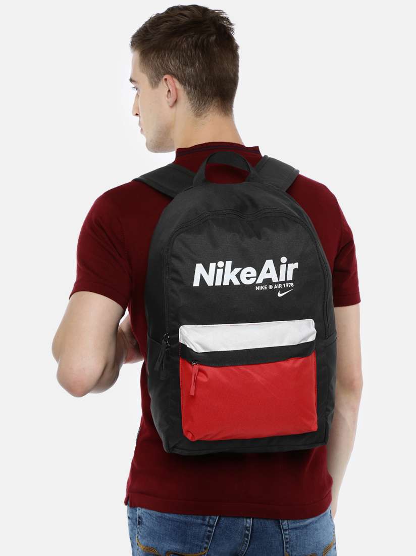 Nike air backpack black and red best sale