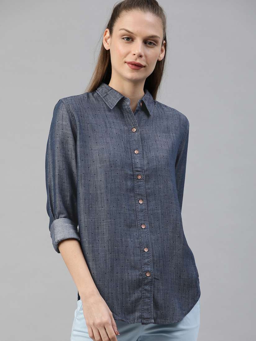 Levi's boyfriend fit shirt 2025