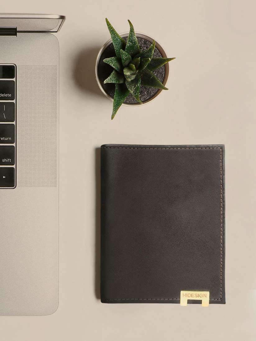 Hidesign wallets myntra clearance