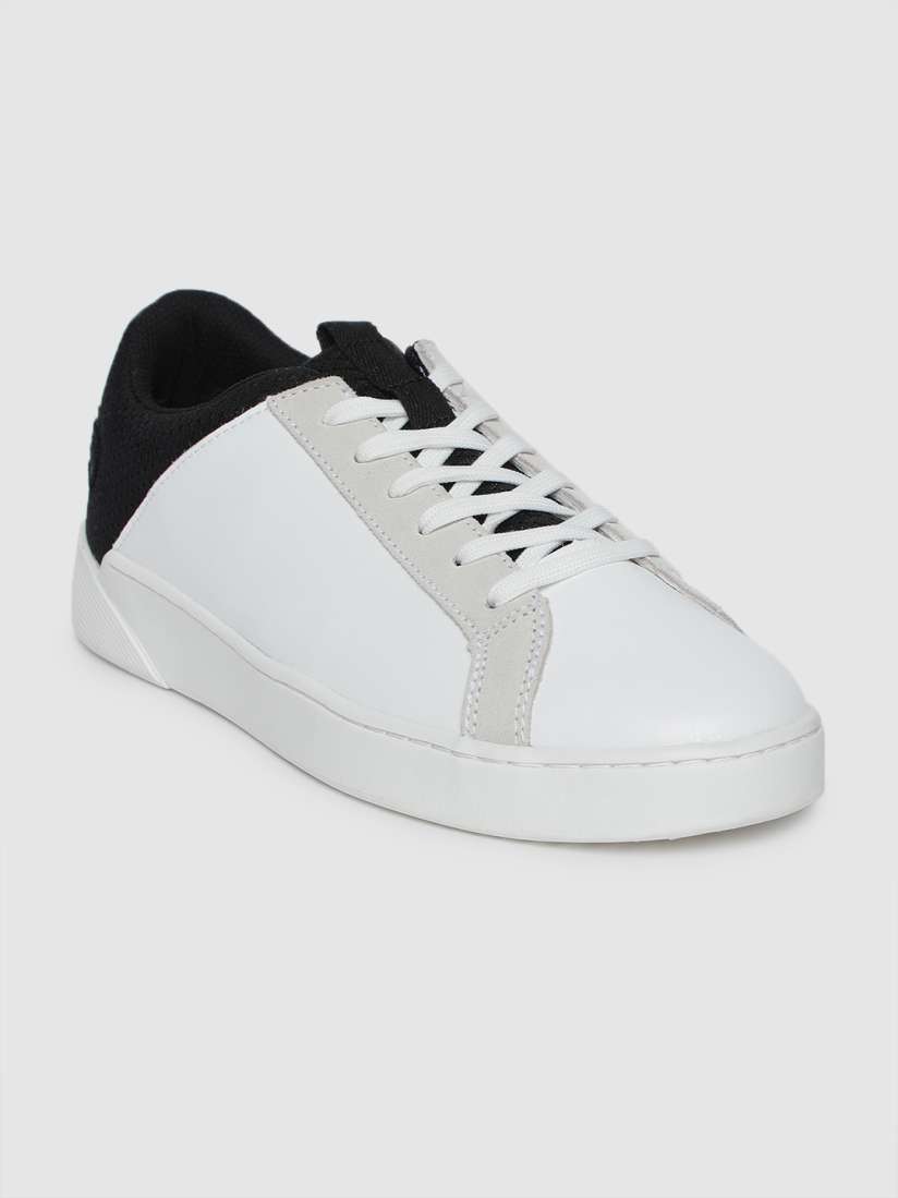 Levi's mullet sneakers clearance