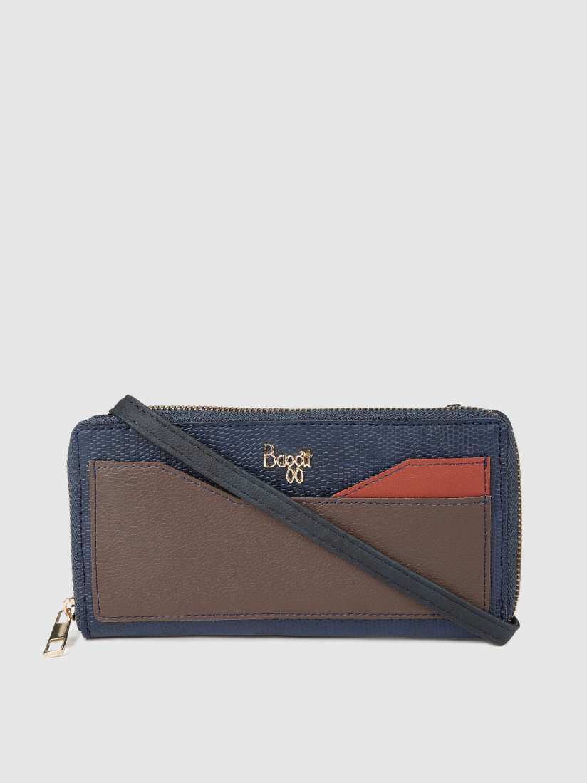 Baggit blue wallet store