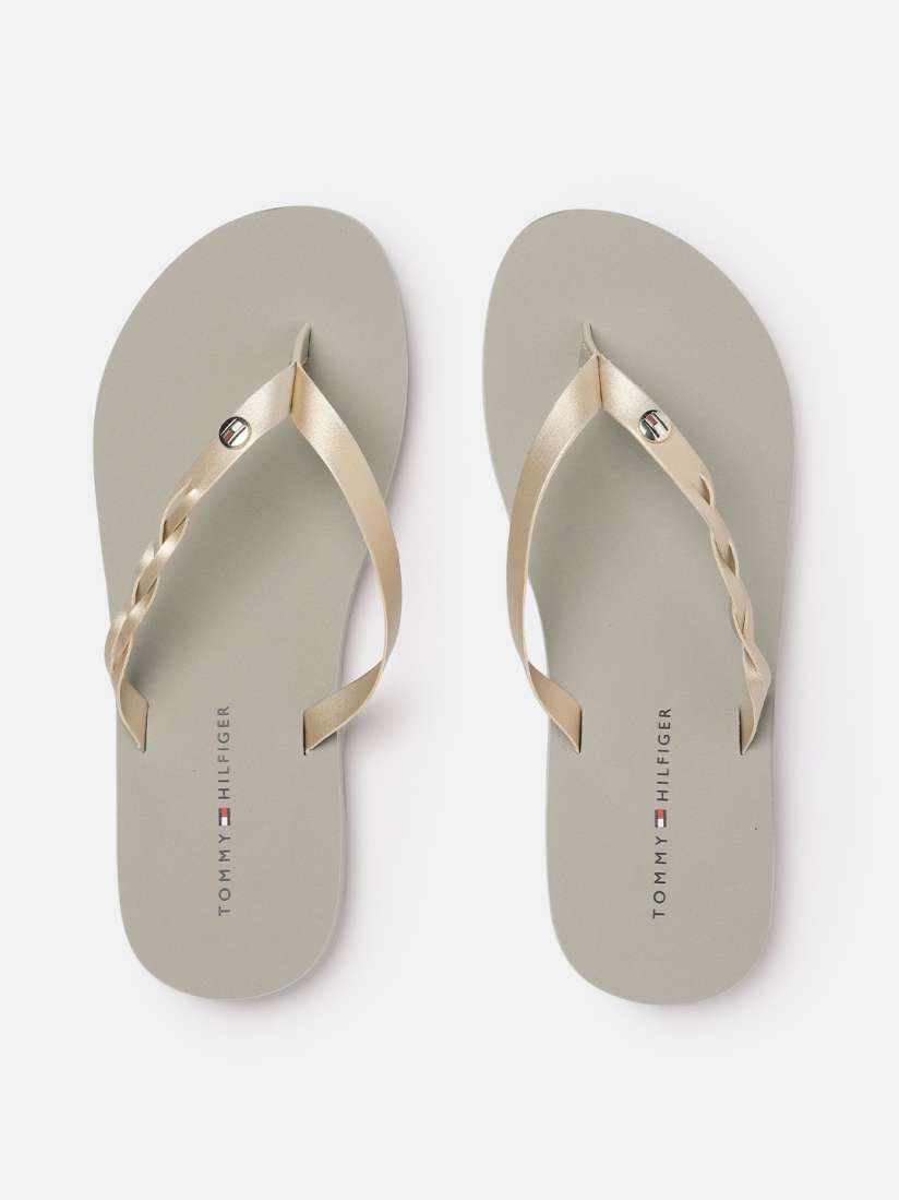 Tommy hilfiger flip flops gold discount