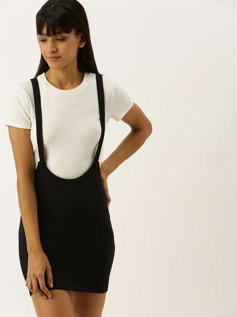 Buy FOREVER 21 Women Black Solid Mini Pinafore Skirt Skirts for Women 11548966 Myntra