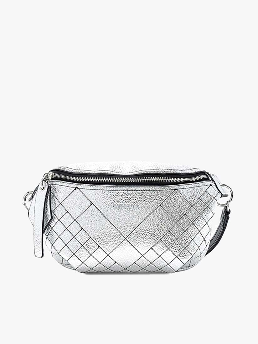 Fanny pack myntra discount