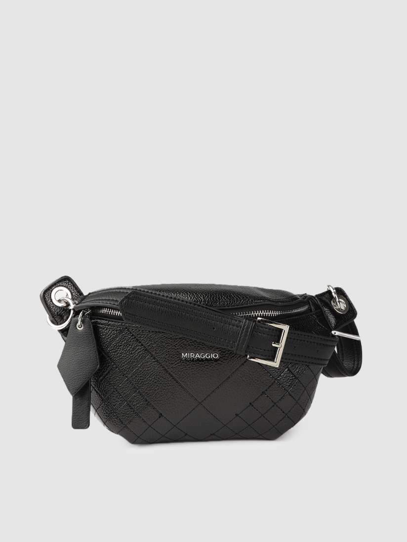 Fanny pack myntra hot sale