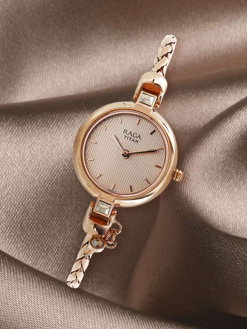 Titan raga espana rose gold 2025