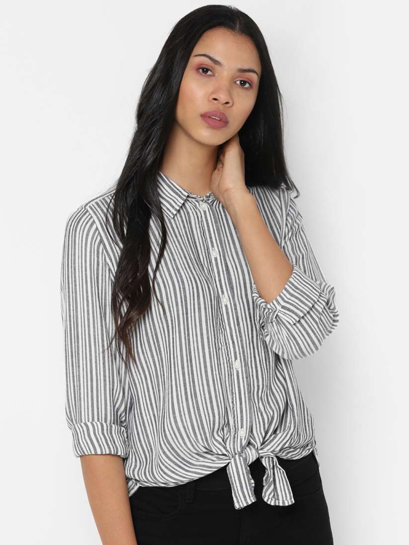 American eagle black and white striped shirt outlet