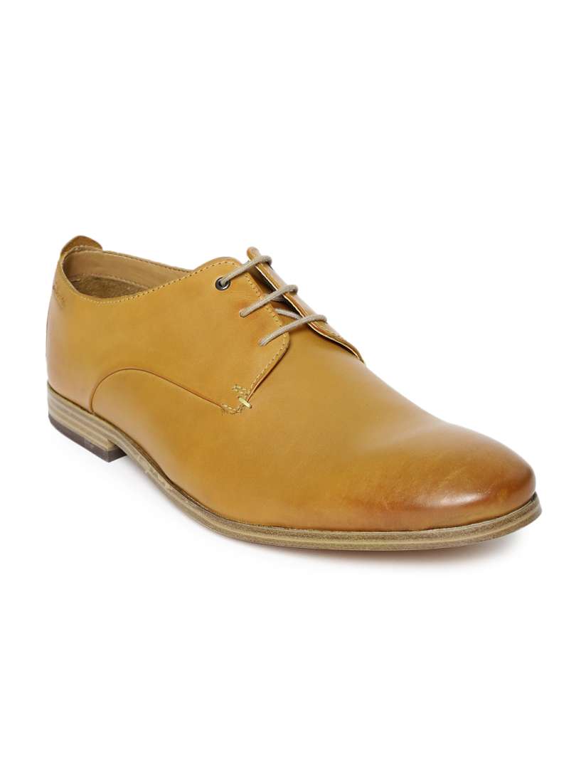 Buy Clarks Men Tan Brown Leather Derby Formal Shoes Formal Shoes for Men 1195184 Myntra