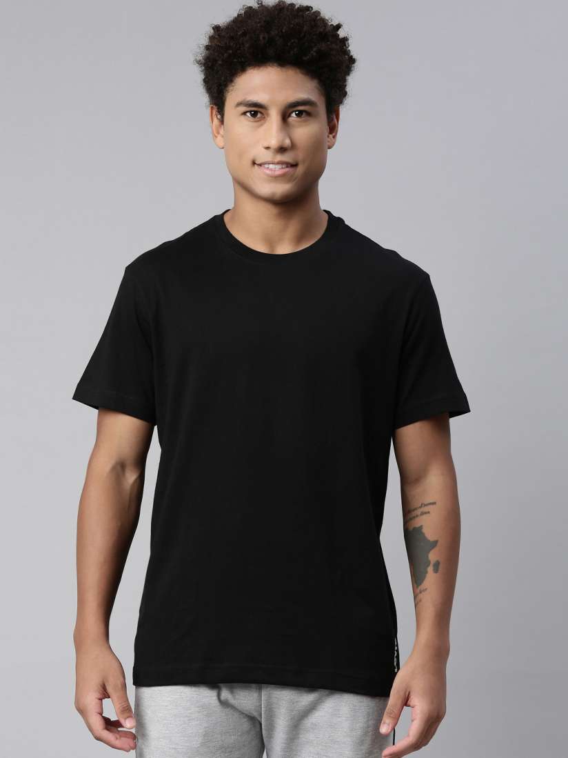 Buy Levis Men Black Solid Pure Cotton Round Neck Lounge T Shirt Lounge Tshirts for Men 12027432 Myntra