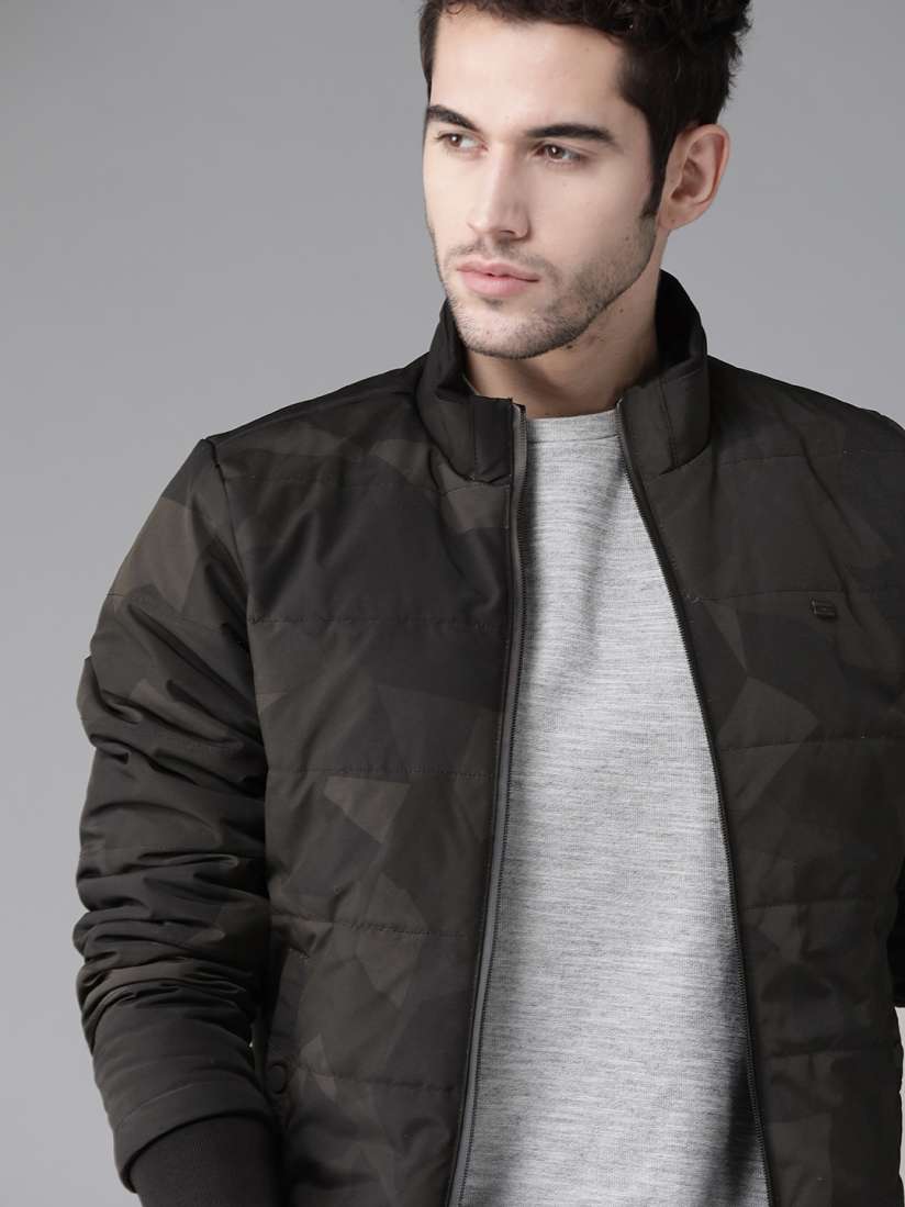 Mens jacket in myntra store