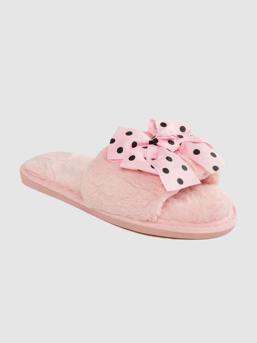 Dressberry slippers store