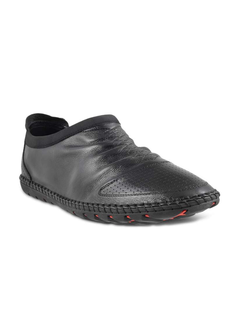Myntra mochi shoes on sale
