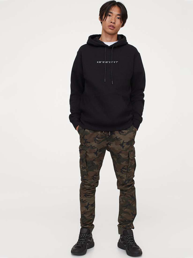 H&m camo joggers cheap