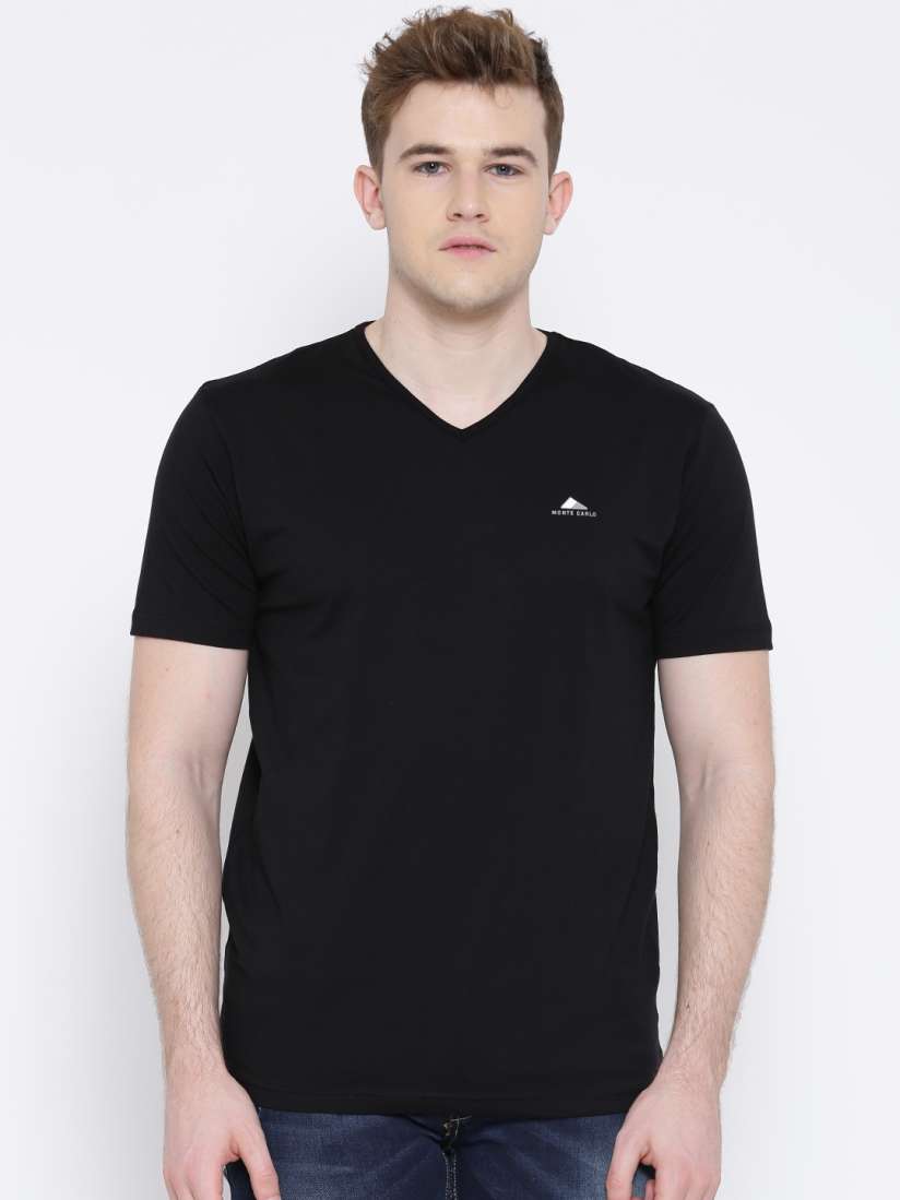 Black t shirt myntra on sale