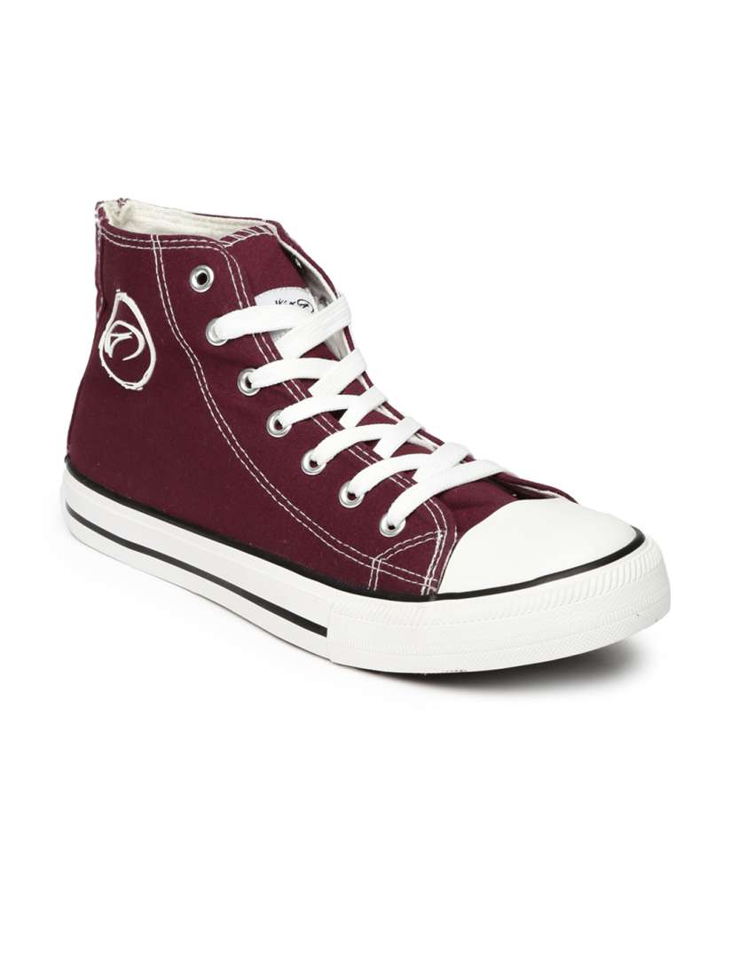 Buy Boltio Men Burgundy Canvas Shoes Casual Shoes for Men 1250335 Myntra