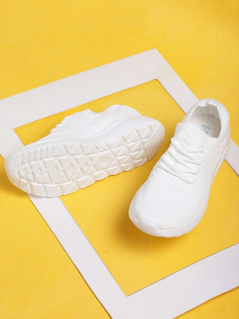 Buy HRX by Hrithik Roshan Men White Urban Street Athleisure Shoe Casual Shoes for Men 12543524 Myntra