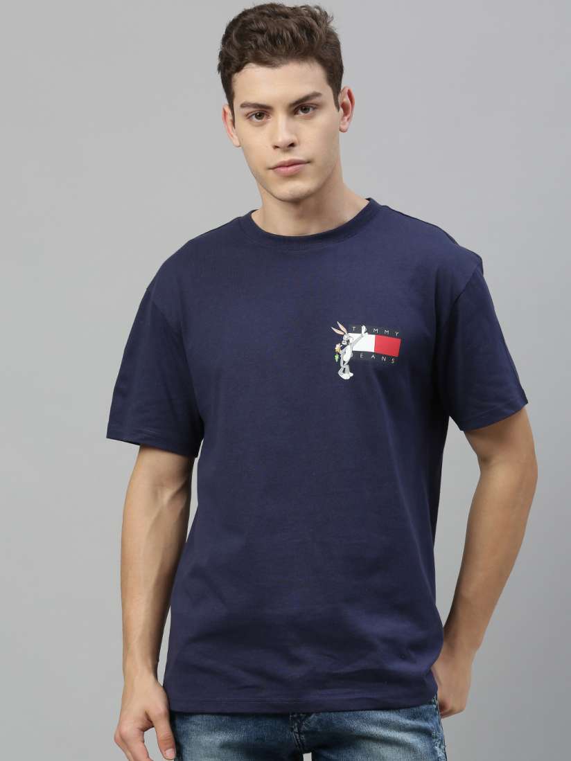 Buy Tommy Hilfiger Looney Tunes Men Navy Blue Printed Round Neck Pure Cotton T shirt Tshirts for Men 12665150 Myntra