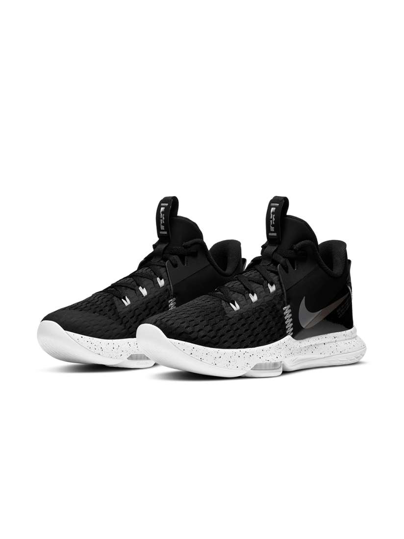 Nike lebron witness 2 myntra on sale