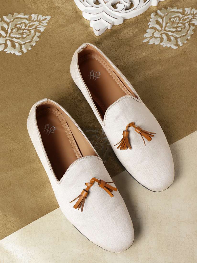 Buy House of Pataudi Men Off White Tassel Loafers Casual Shoes for Men 12850010 Myntra