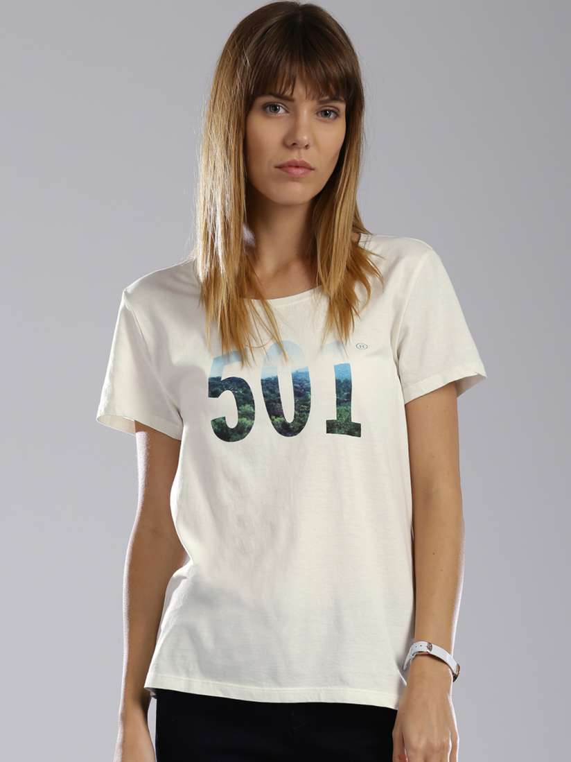Levis off white t shirt clearance