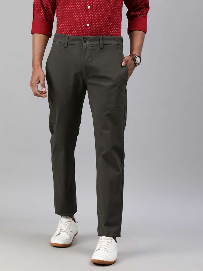 Buy Levis Men Olive Green Tapered Fit Solid Chinos 512 Trousers for Men 13298332 Myntra