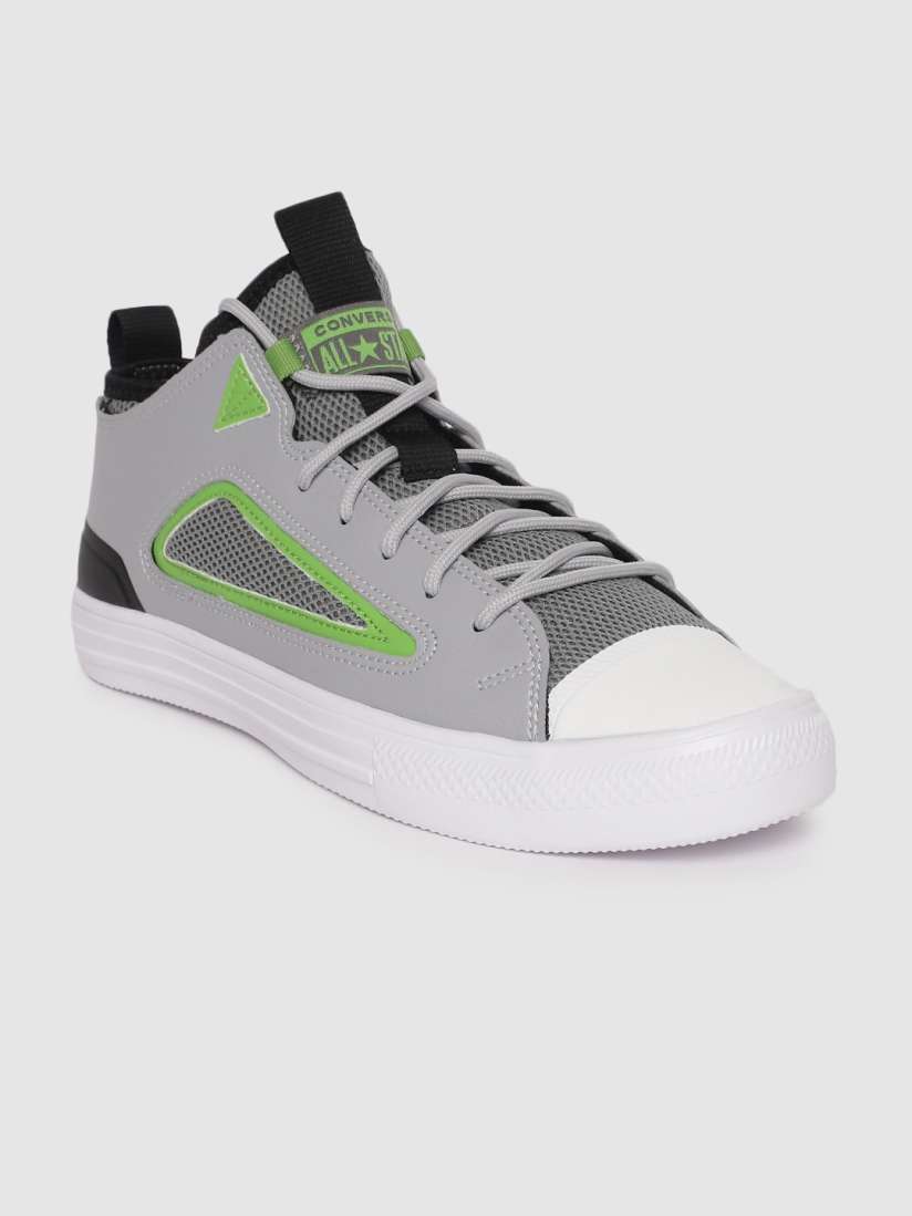 Converse sneakers myntra best sale