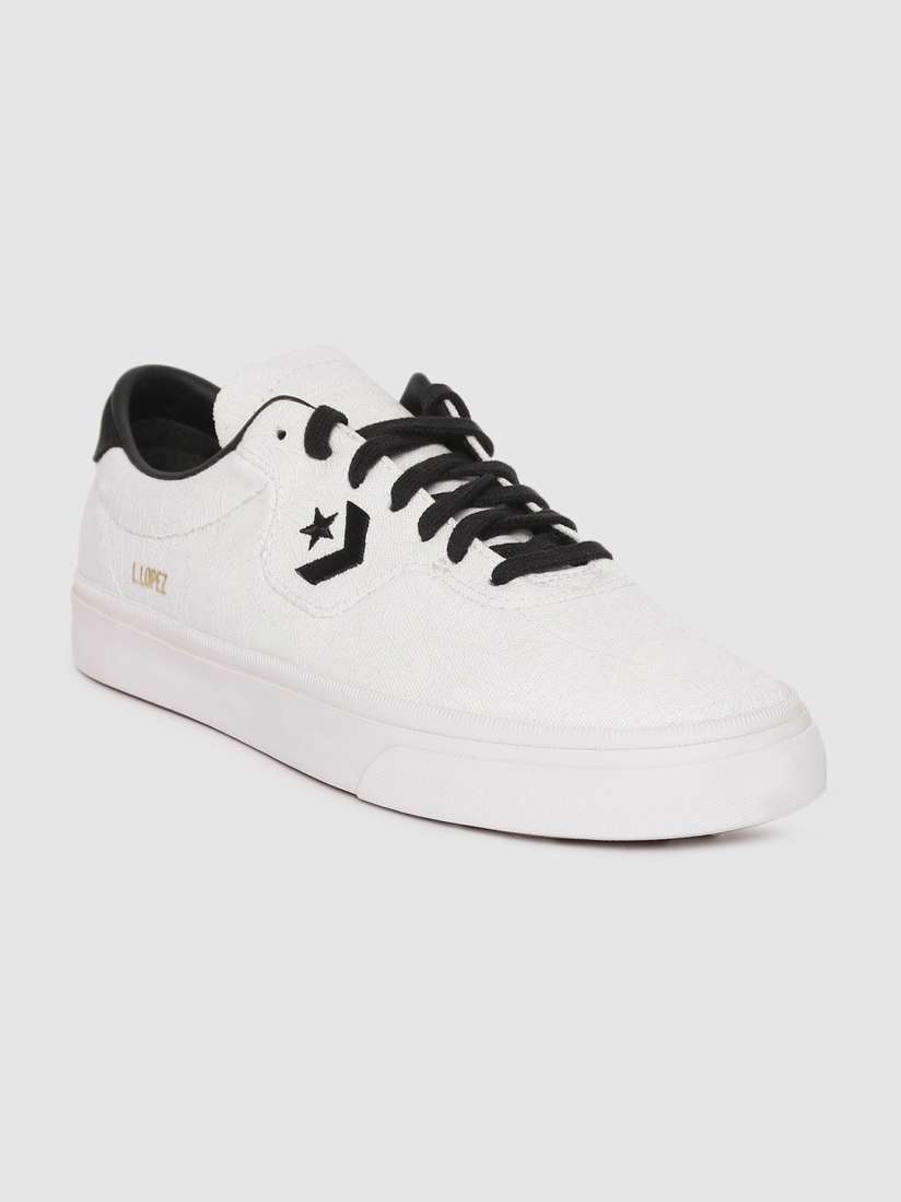 White converse shoes myntra deals