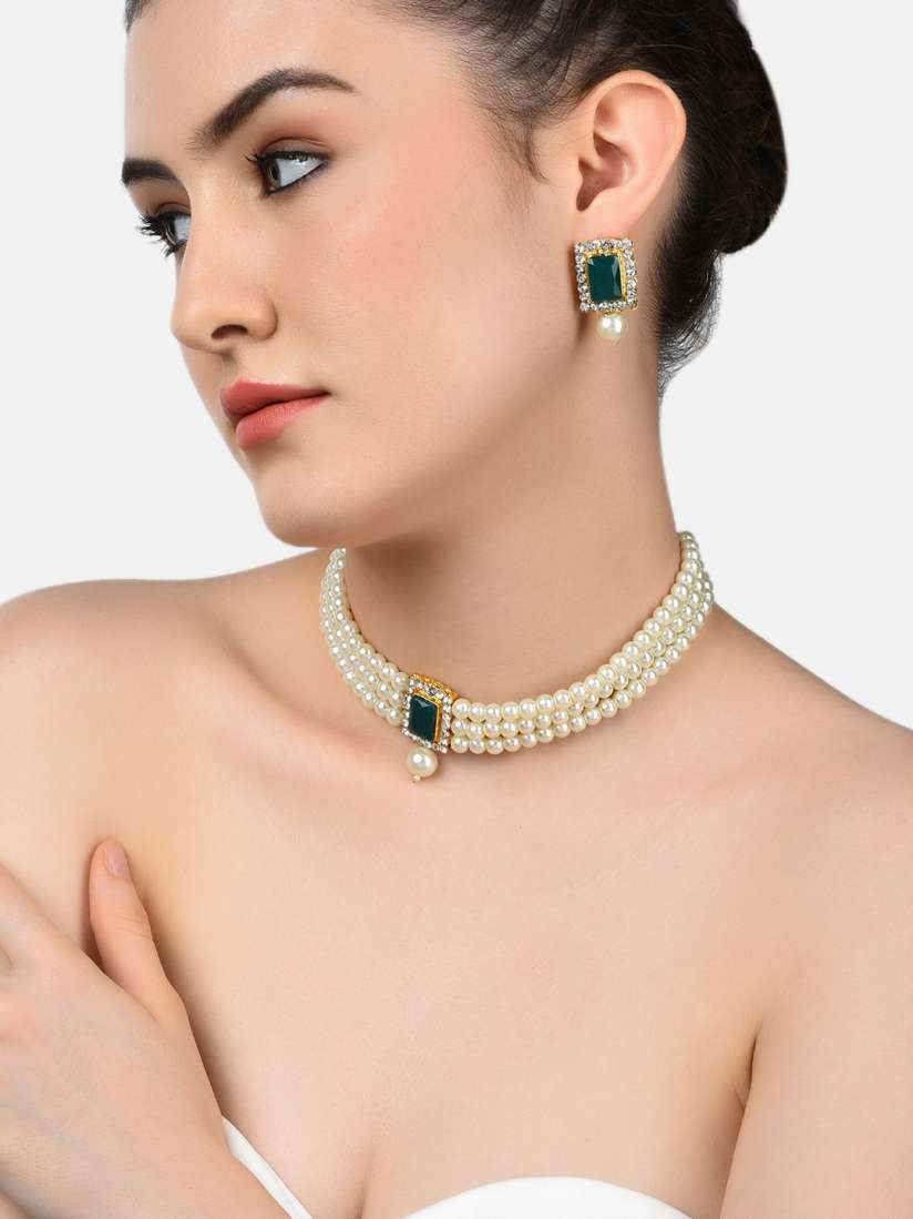 Myntra pearl set discount