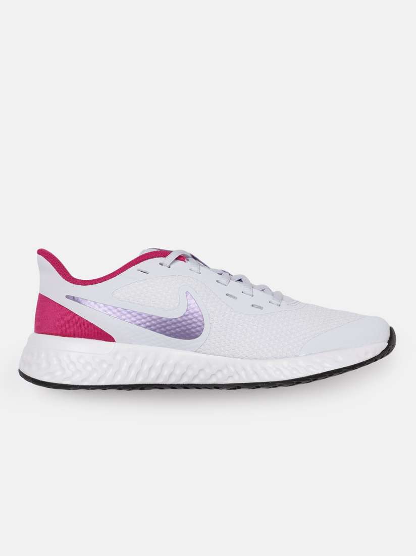 nike revolution 5 women's wide