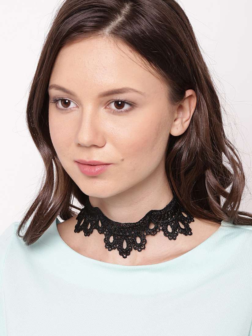 Forever 21 black choker sale