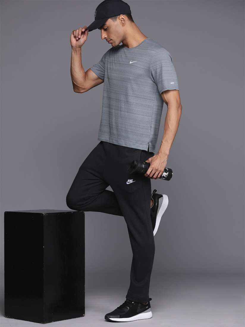 Nike regular fit sweatpants online
