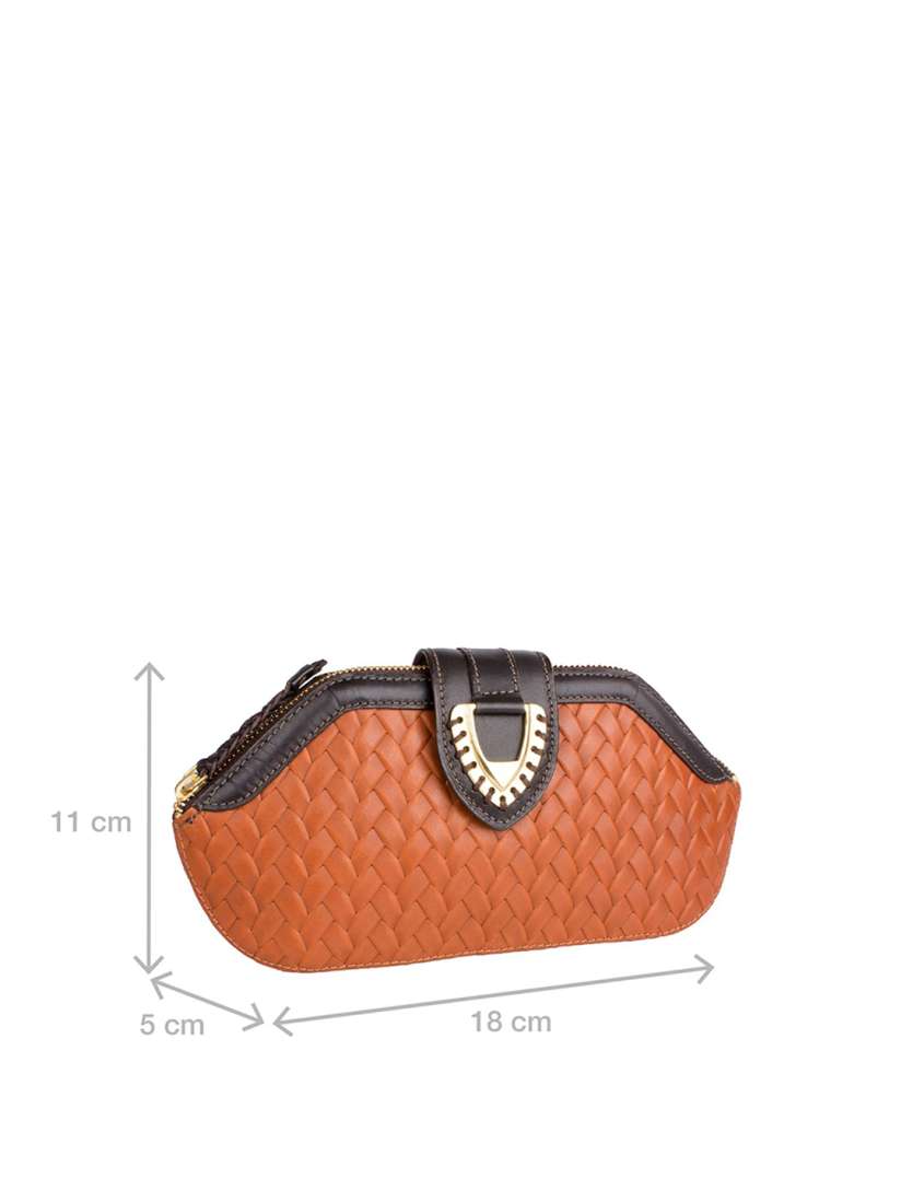 Hidesign clutch store
