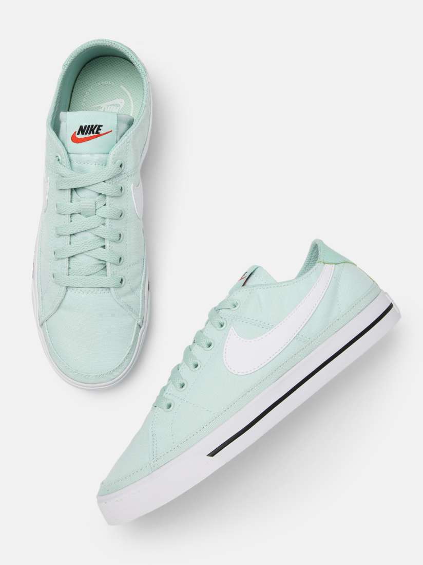 Nike mint color shoes online