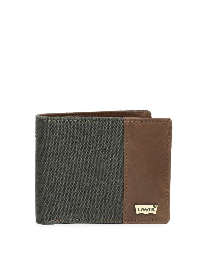 Levis wallets myntra store