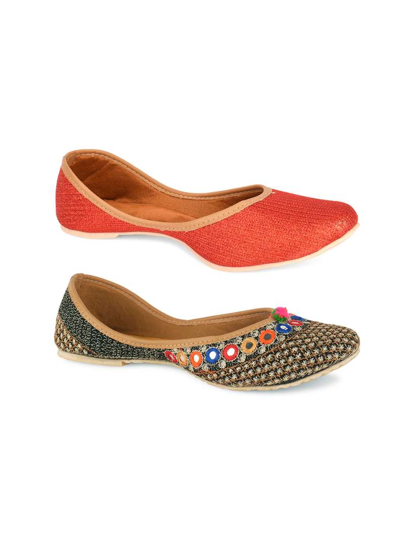Buy DESI COLOUR Women Set of 2 Mojaris Flats for Women 13936692 Myntra