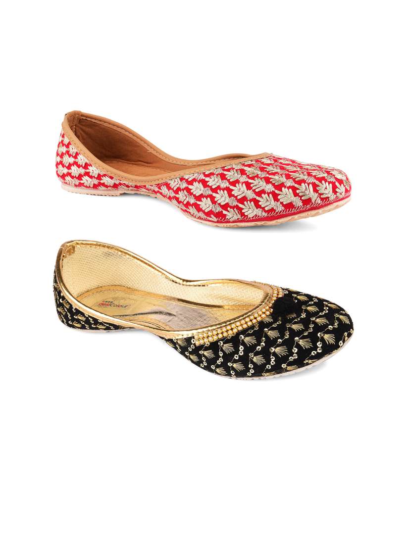 Buy DESI COLOUR Women Set of 2 Mojaris Flats for Women 13936726 Myntra