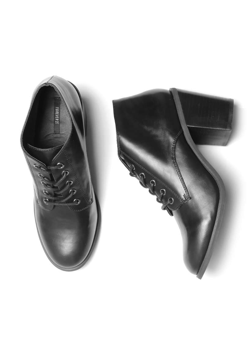 Forever 21 black heeled boots top