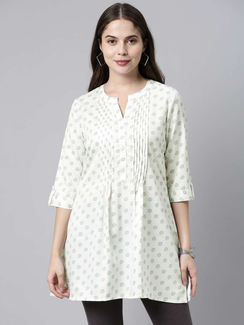 White kurtis on myntra on sale
